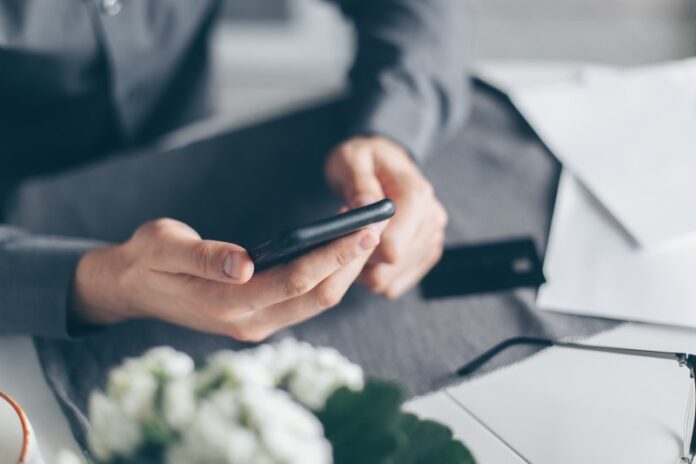 Nubank entra de lleno en el ecommerce de la mano de Spin Pay