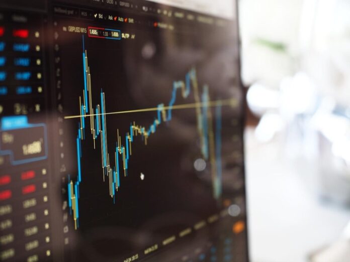 Softbank registró pérdidas netas récord en el último trimestre