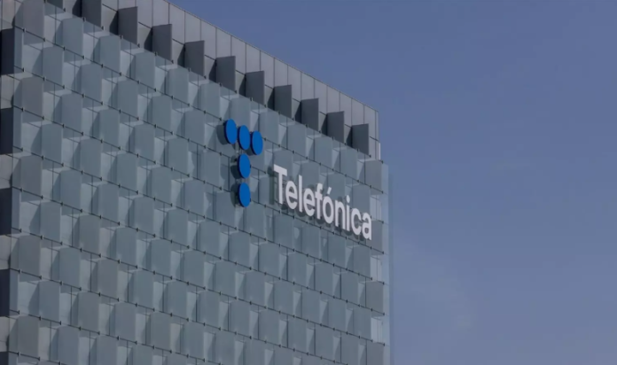 Telefónica Perú salda una deuda con la hacienda