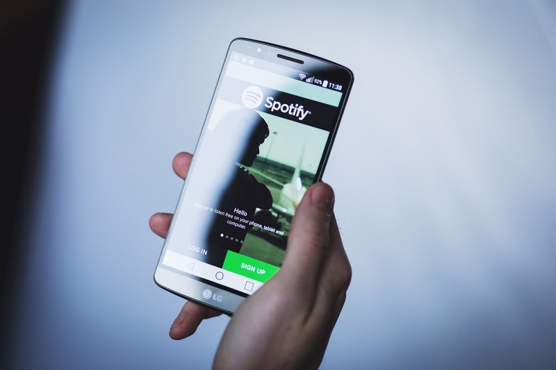 Spotify compra Kinzen, especializada en detectar contenido dañino en audio