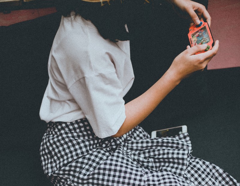 Más del 74 % de las mujeres de todas las edades usan juegos móviles a diario